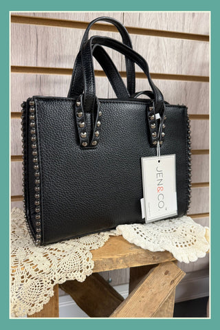 Women's Accessories | Hats, Jewelry and More | It's Personal Boutique