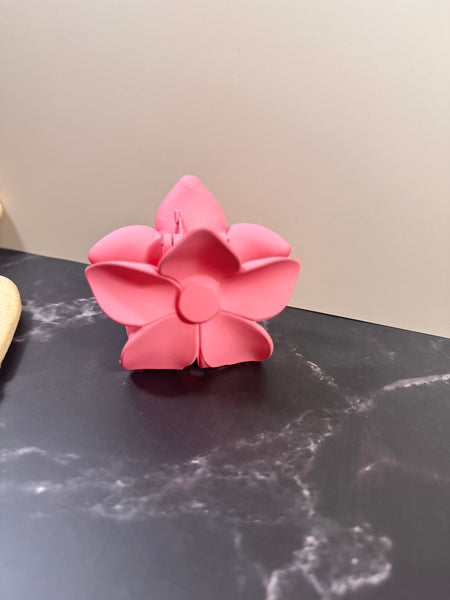 Flower claw clips
