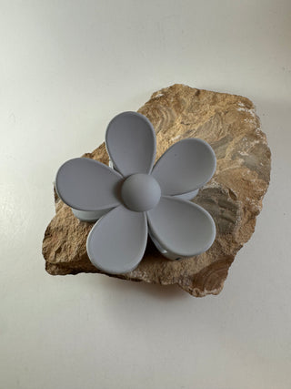 Flower claw clips-Accessories-It&#x27;s Personal Boutique LLC