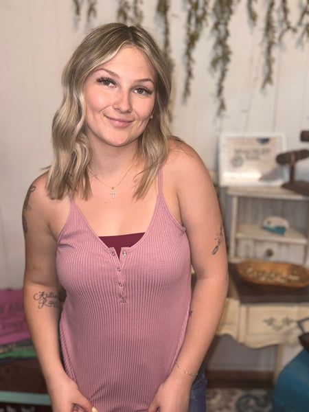 Lt Rose. Ribbed Half Snap Cami