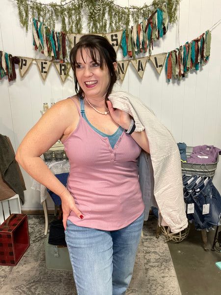 Lt Rose. Ribbed Half Snap Cami