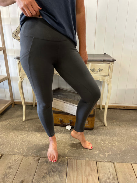 Ash Grey Wide Waist Band Pocket Leggings