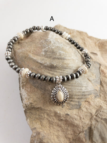 Bracelets $7